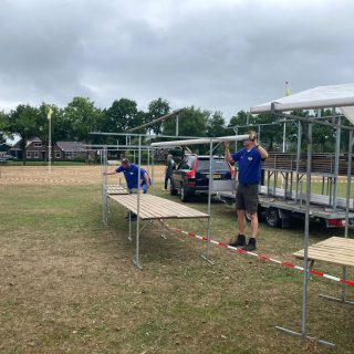 De opbouw van LieFair vordert gestaag. Nog één dagje bouwen en dan gaan we zondag 28 augustus los om 11:00u!!!
_
#liefair #lieveren #brocante #streekpoducten #drenthe #noordenveld #fair #hartvanlieveren #markt